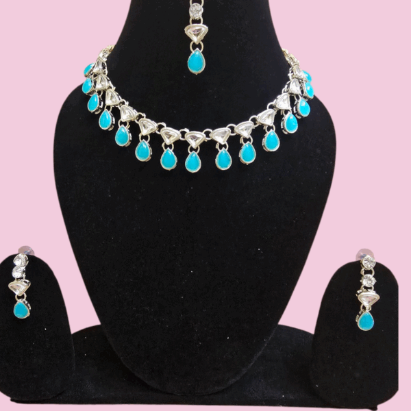Necklace set